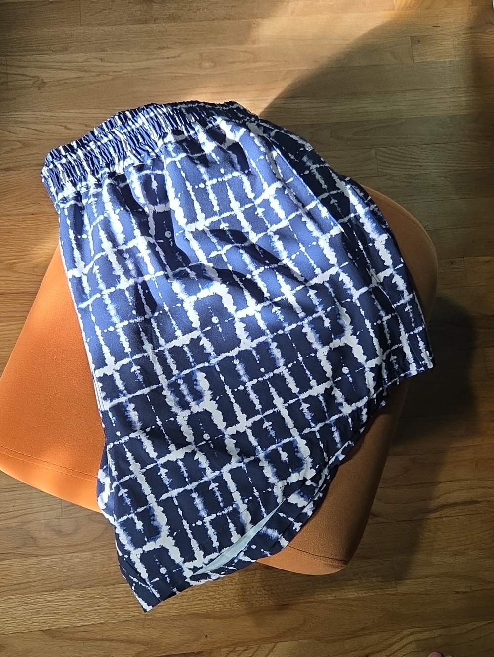 Universal Standard Shibori Print Swim Shorts Size L (22)